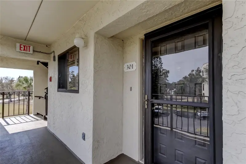 9450 Harbor Greens Way #301, FL
