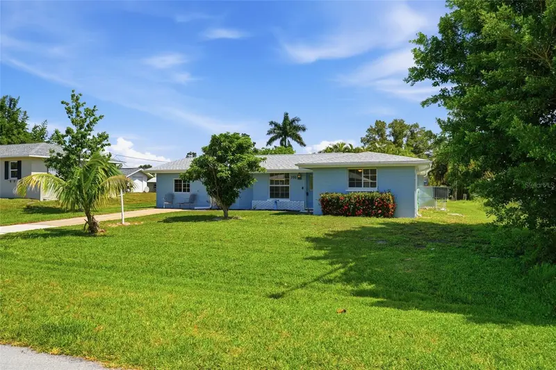 700 Dolphin Pkwy, FL