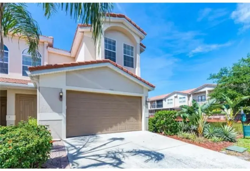 10432 La Mirage Ct, FL