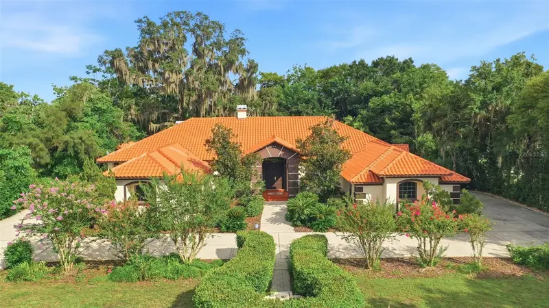 9813 Lake Georgia Dr, FL