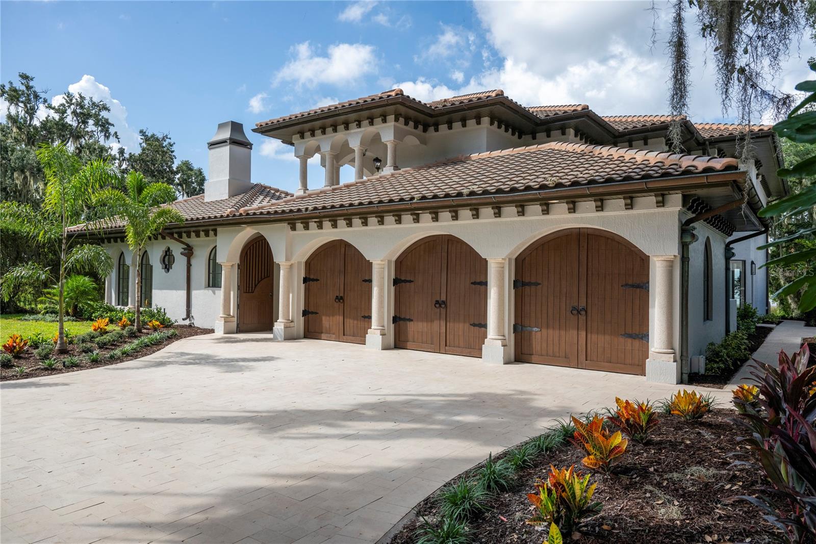 800 W 2nd Ave, FL