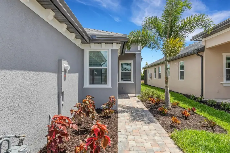 18181 Cherished Loop, FL