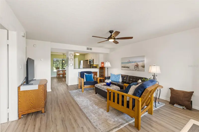 200 International Dr #508, FL
