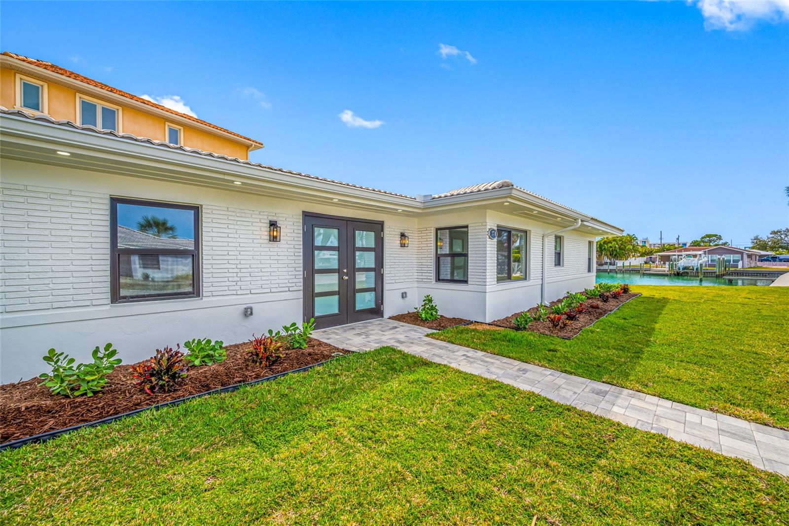 370 59th Ave, FL