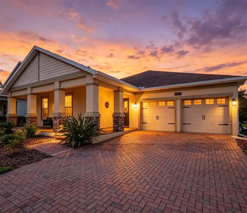 Oaks/Moss Park listing