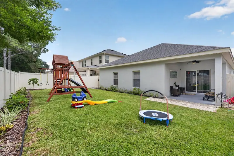 8912 Vickroy Ter, FL