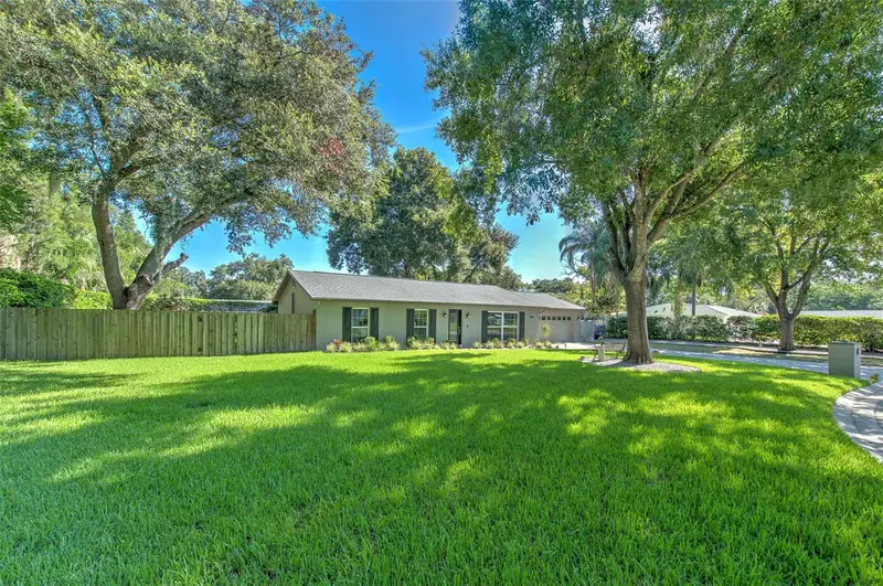 1712 Sakura Dr, FL