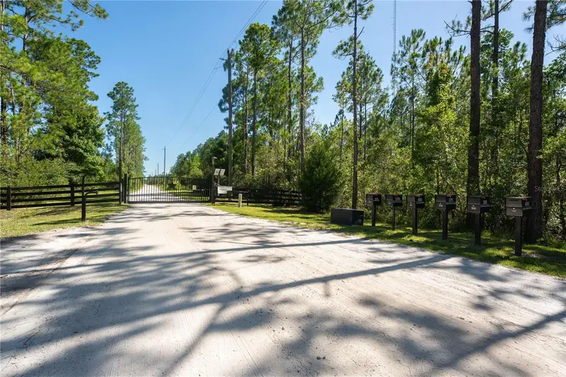300 Omega Ranch Rd, FL