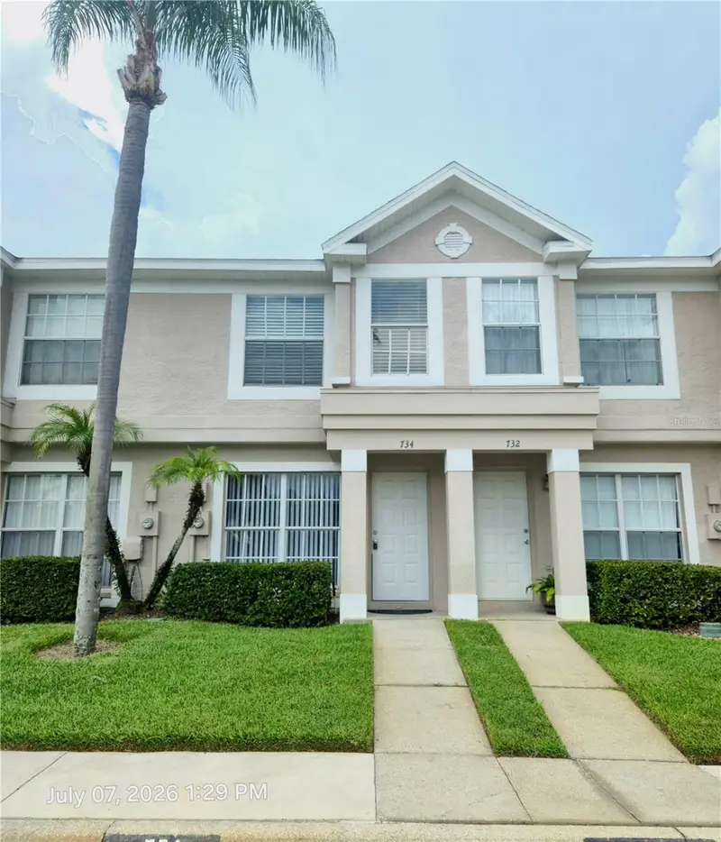 734 Kensington Lake Cir #Brandon, FL