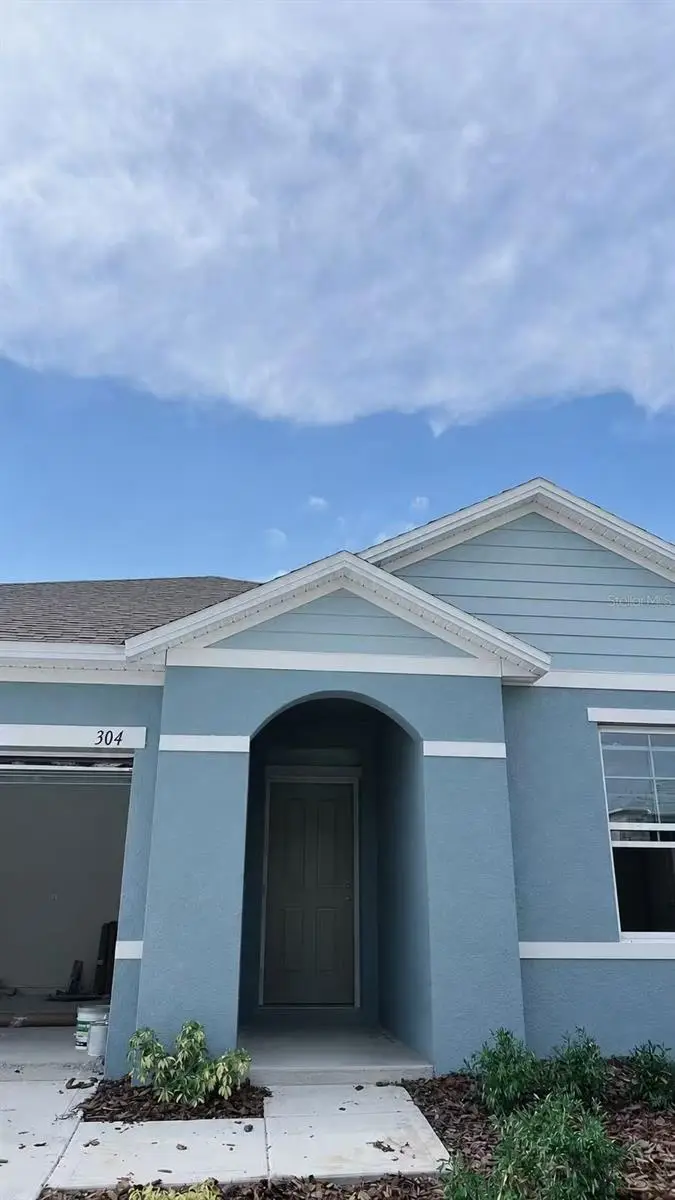 304 Sofia Ln, FL