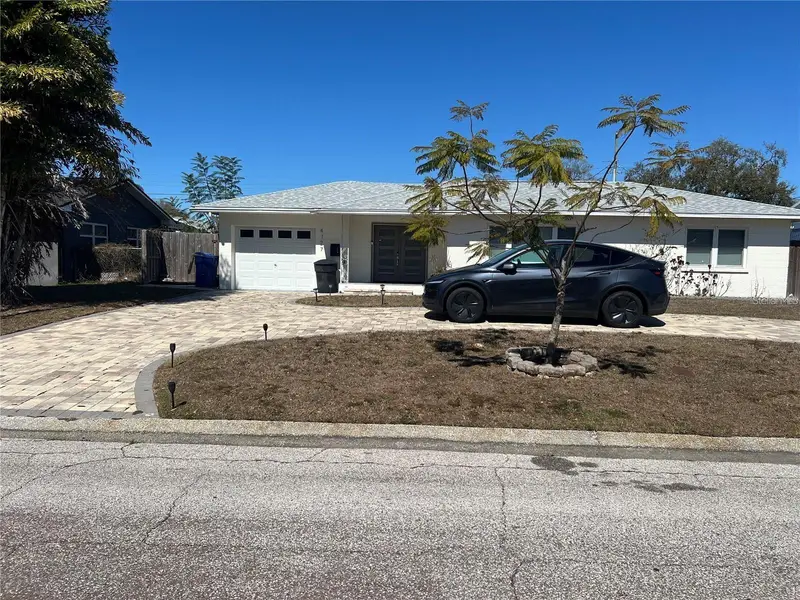 4127 28th Ave N, FL
