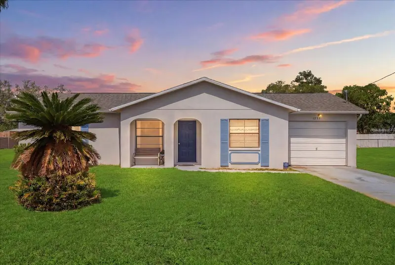 1393 Hathaway Ave, FL
