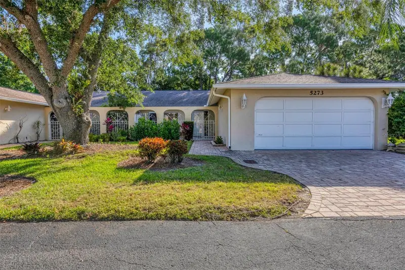 5273 Villa Majorca Ct #25, FL