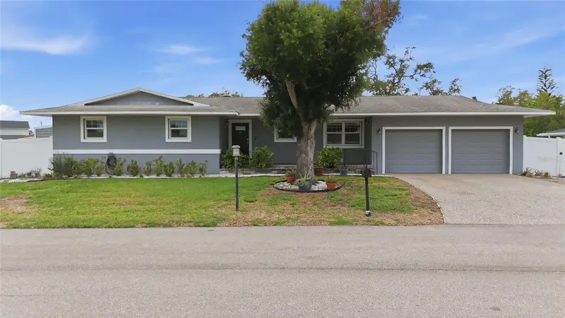 Ellenton listing