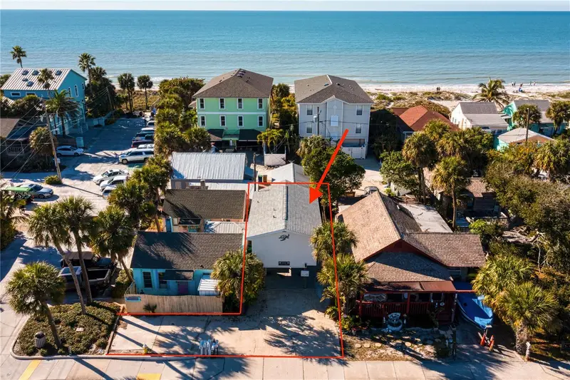 800 Gulf Blvd #5, FL