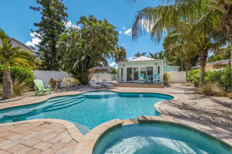 504 Spring Ave, FL