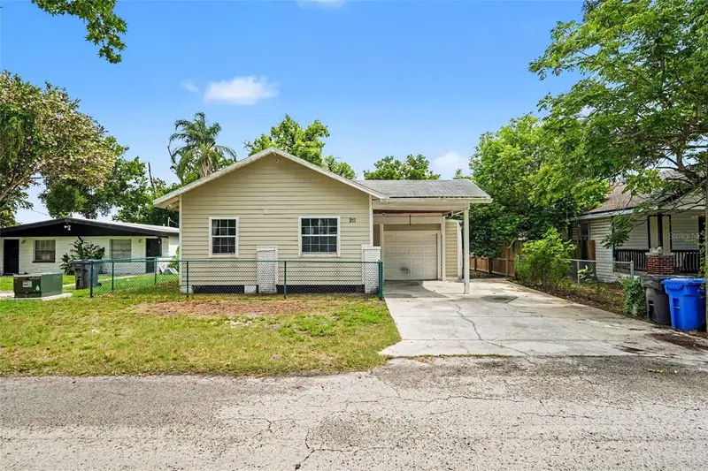 911 E 123rd Ave, FL