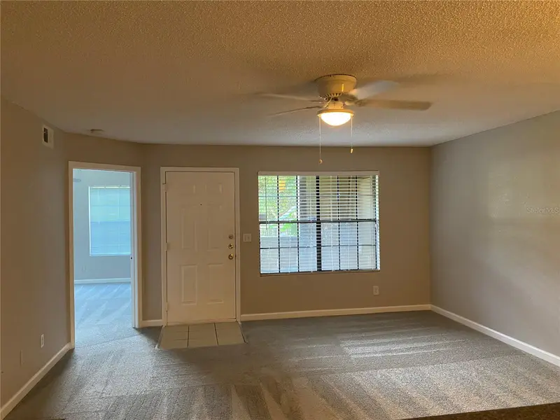 400 Lake Placid Ct #104, FL