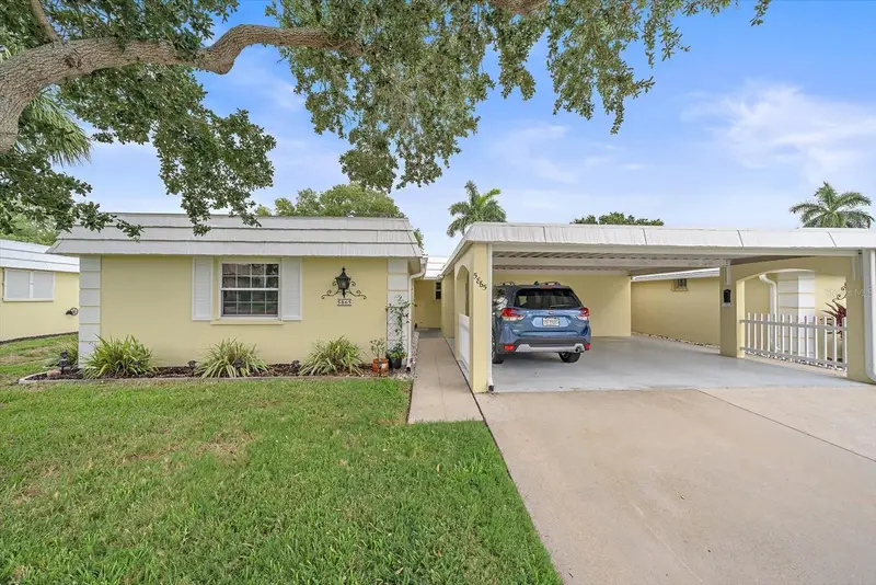 5865 Tidewood Ave #8, FL