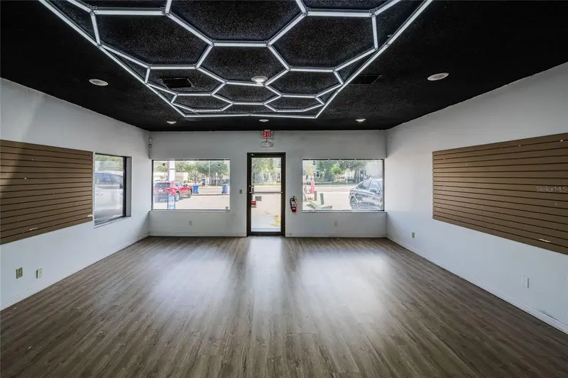 211 E Central Ave, FL