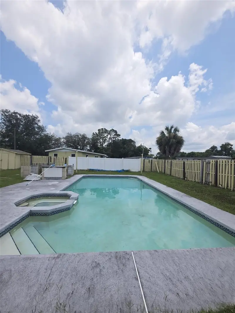 802 Crawford St, FL