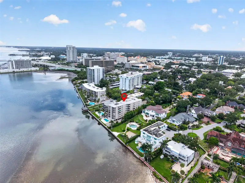 602 Lime Ave #101, FL