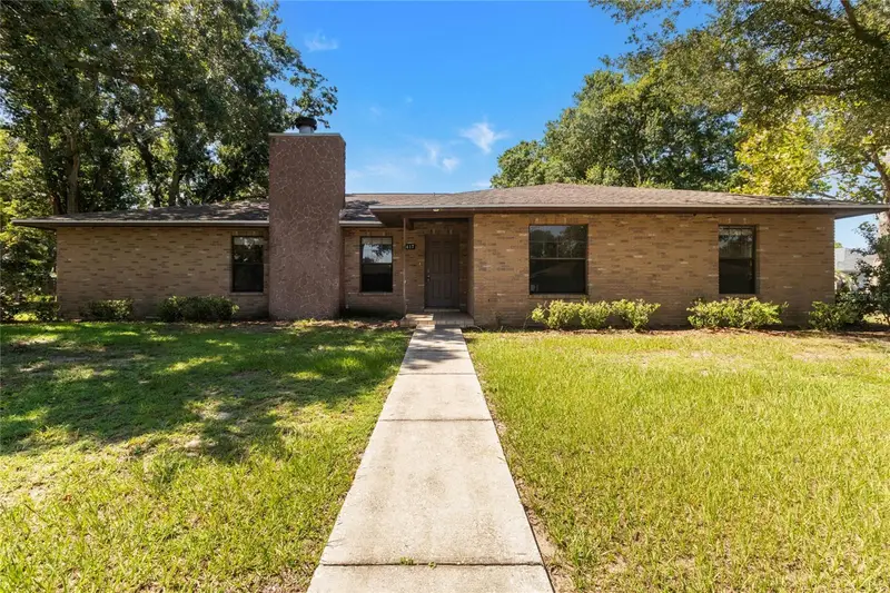 2417 Roslyn Ln, FL