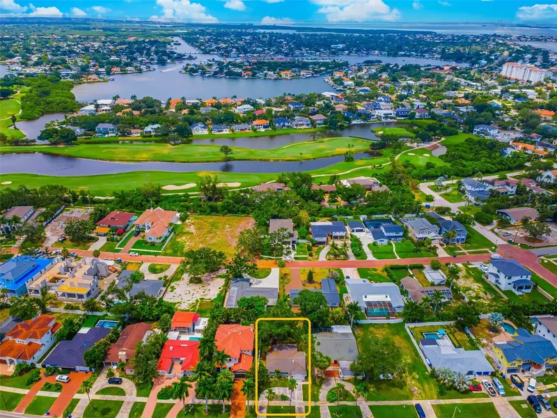 910 Snell Isle Blvd Ne, FL