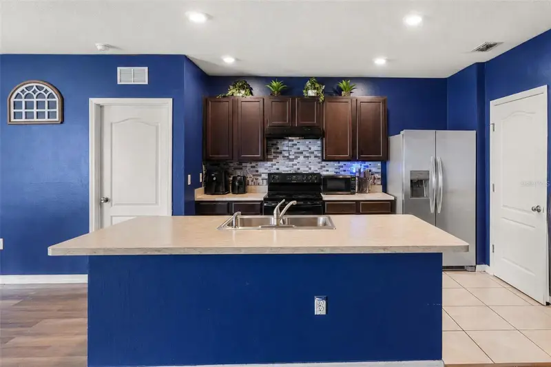 931 Summer Glen Dr, FL