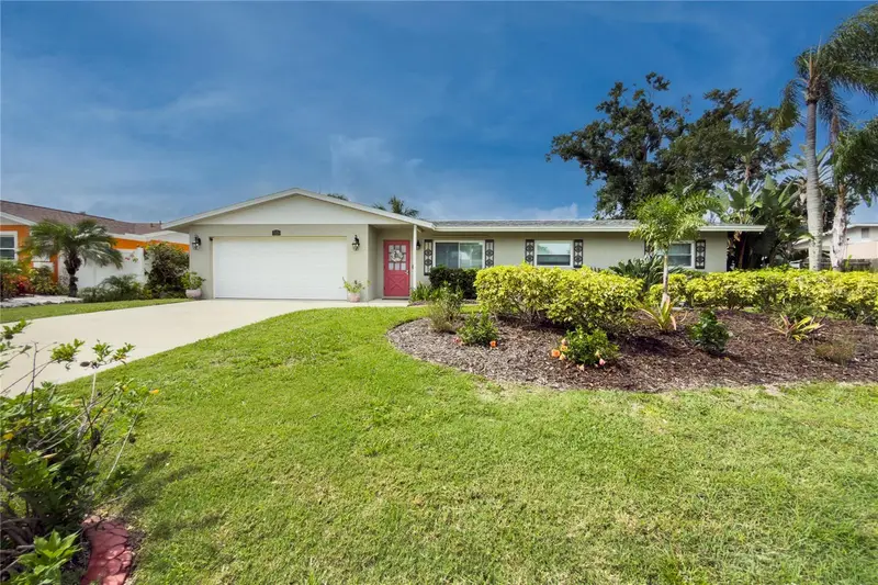3326 Bougainvillea St, FL
