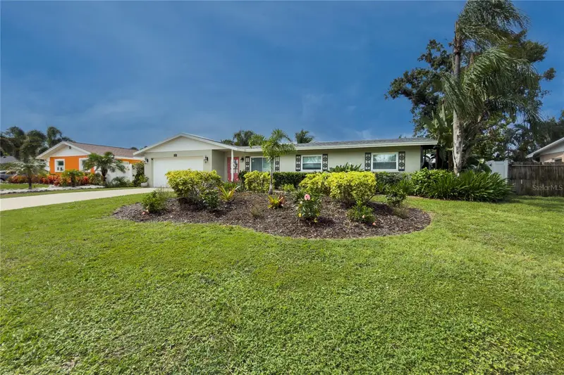 3326 Bougainvillea St, FL