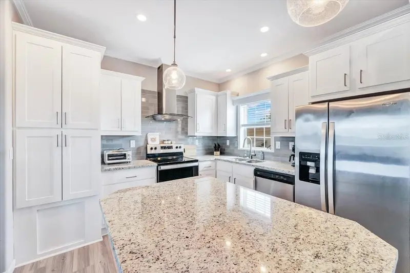 20 Beaverkill Dr, FL