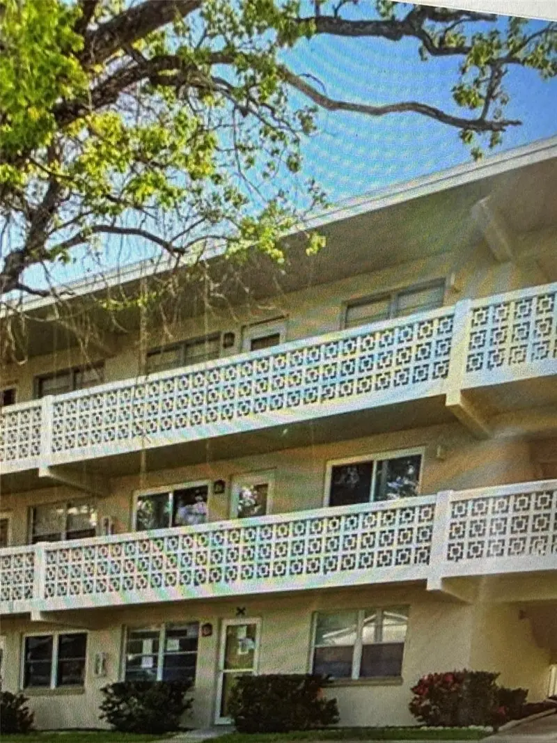8100 Dr Martin Luther King Jr St N #208, FL