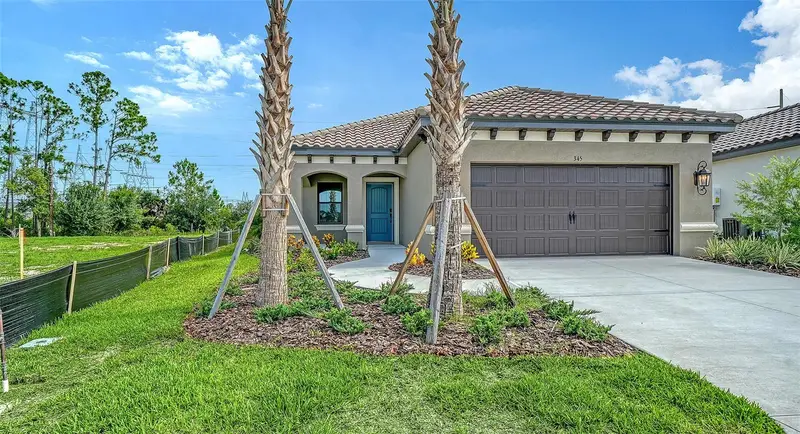 345 Potenza Loop, FL