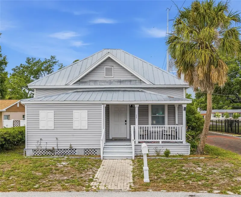 3120 N Woodrow Ave, FL