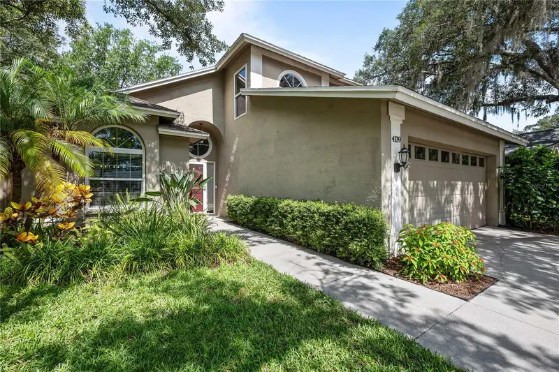 4139 Moreland Dr, FL