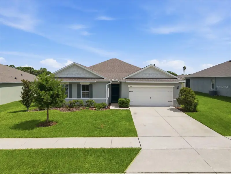 325 Auburn Grove Xing, FL