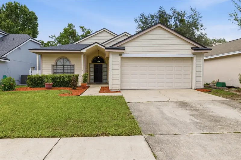 718 Birgham Pl, FL