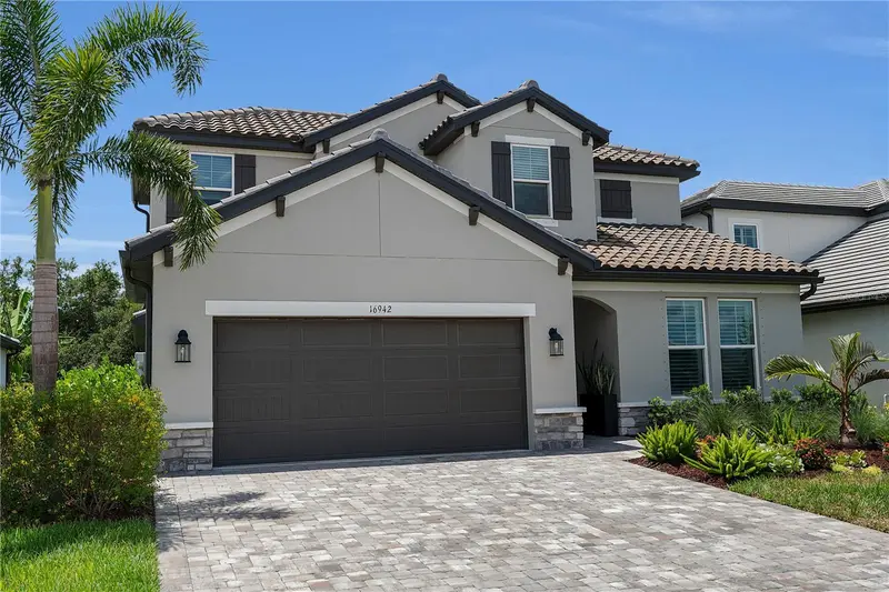 16942 Savory Mist Cir, FL