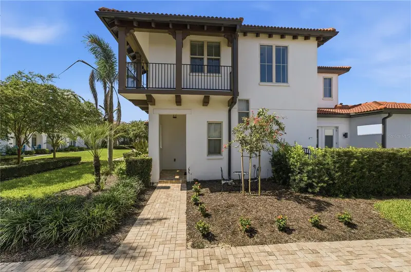 8873 Fountain Palm Aly, FL