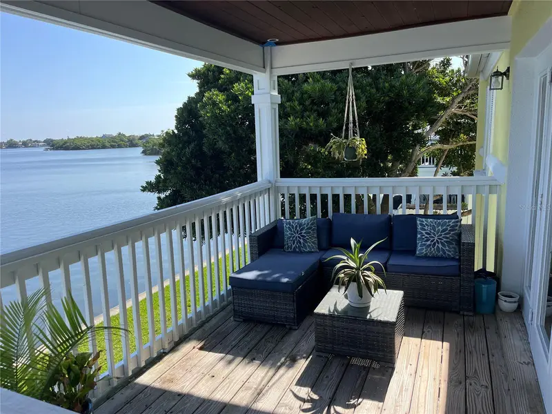 205 Pompano Dr Se #D, FL