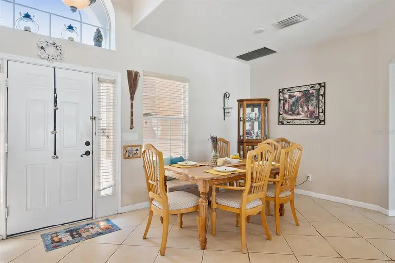 2930 White Cedar Cir, FL