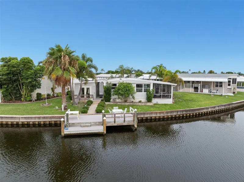 7162 Mount Arlington Dr Ne #417, FL