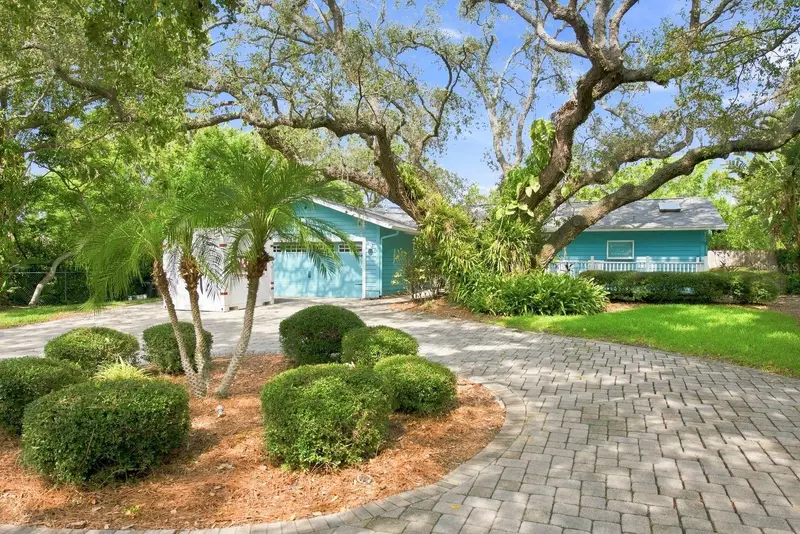 1111 Carlton Rd, FL