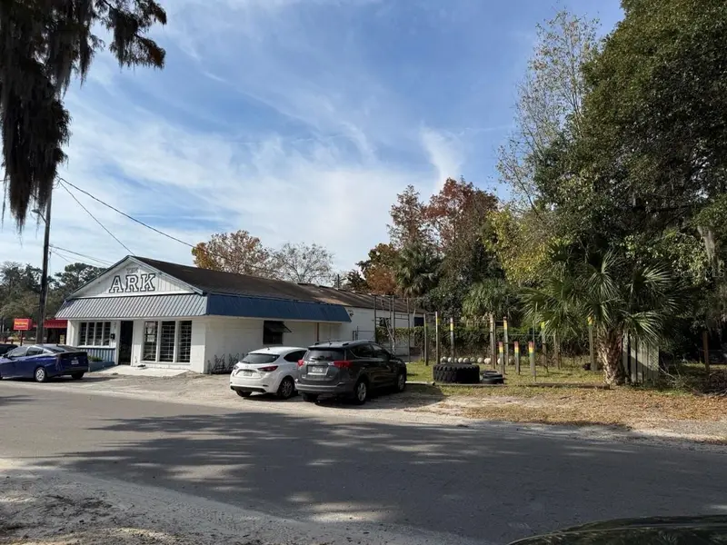 22 Ne 11th St, FL