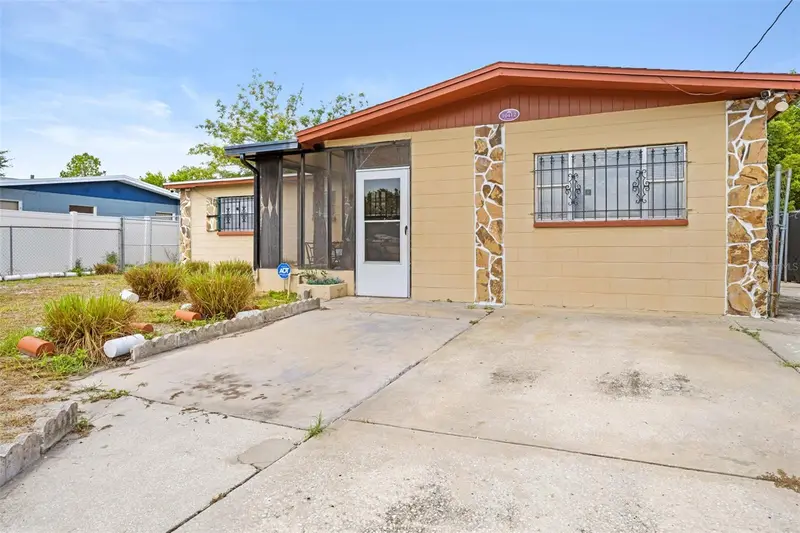 10412 N Altman St, FL