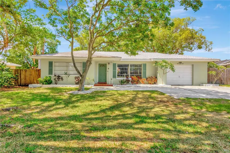 1566 Sunset Point Rd, FL