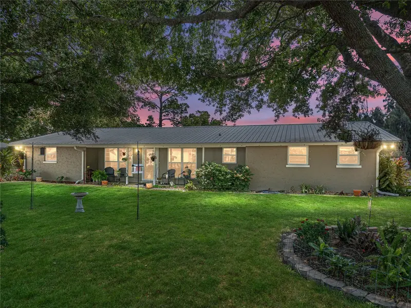 246 Canal Dr, FL