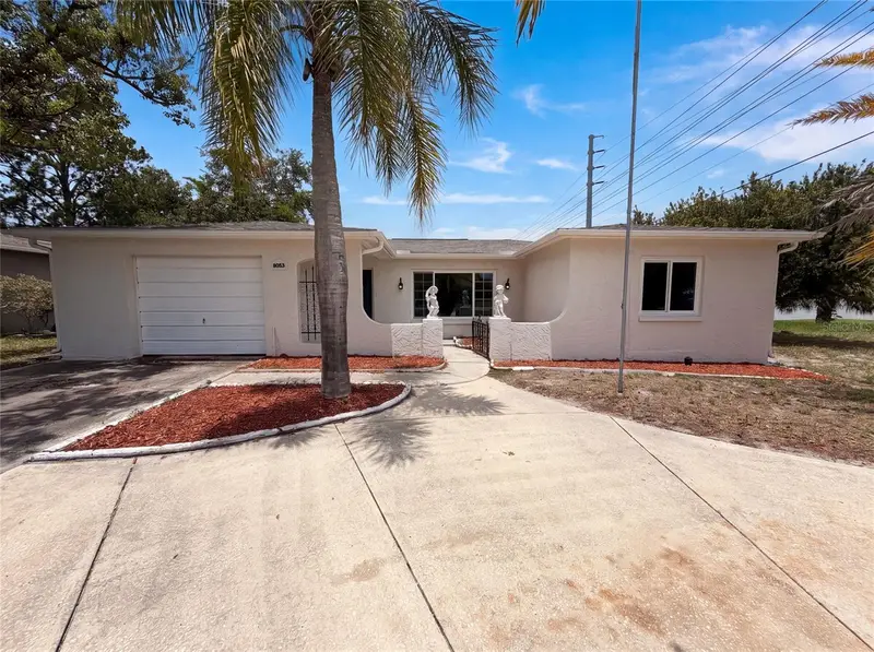 8053 Embassy Blvd, FL