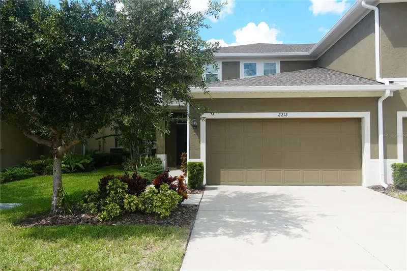 2212 Lennox Dale Ln, FL